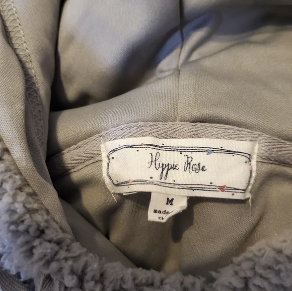 HIPPIE ROSE | Women's gray pullover sherpa hoodie sweater. - Picture 6 of 8